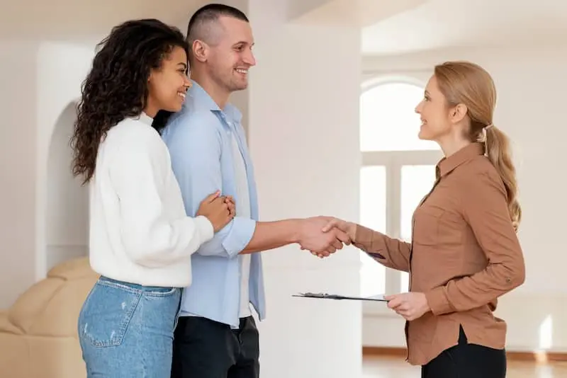 Your Home Sale: To Sell First or Coordinate a Simultaneous Transaction?